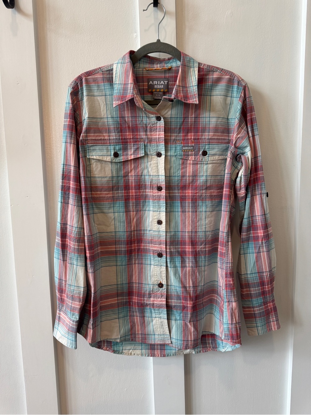Ariat Women’s Rebar Vanilla Ice Plaid Made Tough Durastretch Work Shirt
Size Med - Picture 2 of 8